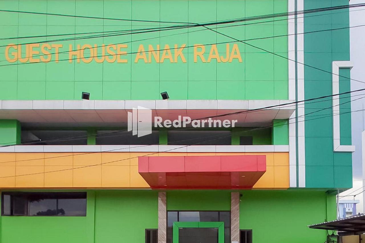 Guest House Anak Raja Pangkalan Bun Syariah Mitra Reddoorz エクステリア 写真