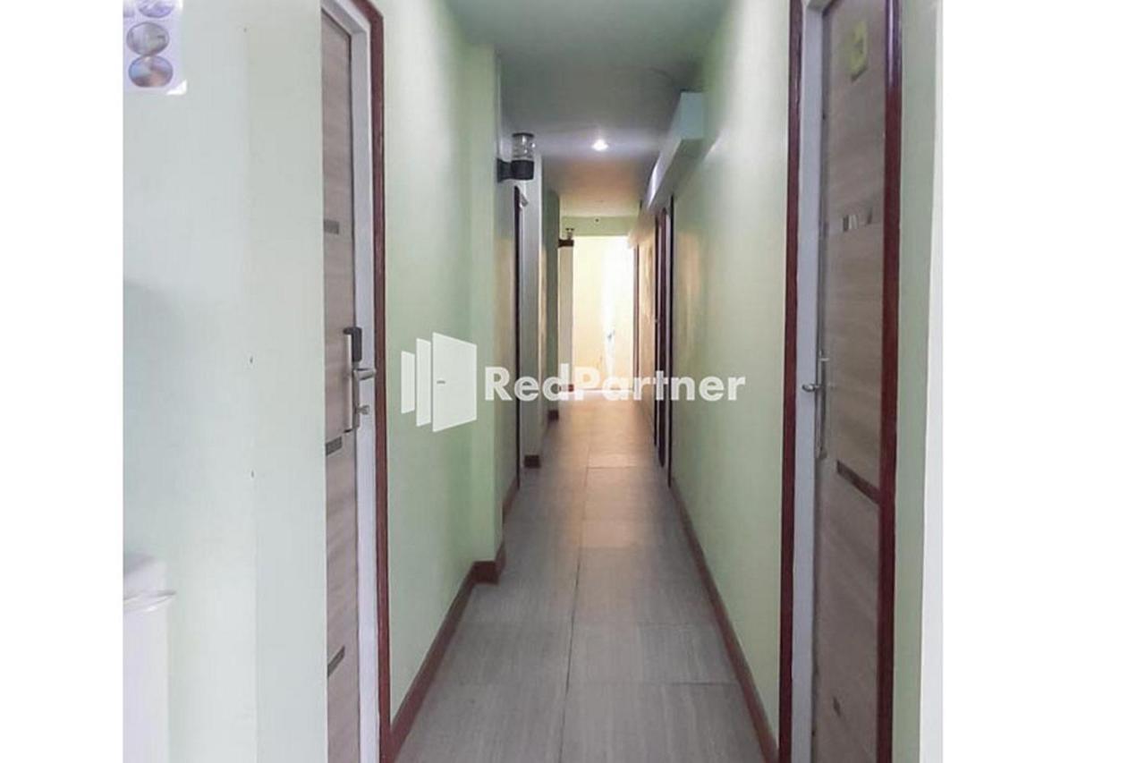 Guest House Anak Raja Pangkalan Bun Syariah Mitra Reddoorz エクステリア 写真